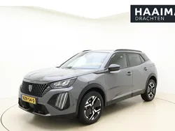 Grijs Gebruikt 2024 Peugeot 2008 Allure SUV | € 25.945 (Eerlijke prijs)
