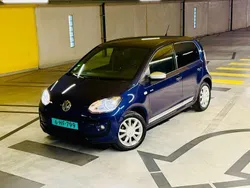 Blauw Gebruikt 2015 VW up! CLUB Hatchback | € 6.495 (Eerlijke prijs)