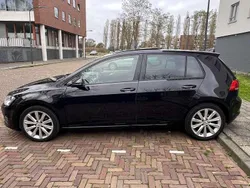 Zwart Gebruikt 2013 VW Golf VII Highline Stationwagen | € 8.250 (Iets duurder)