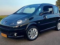 Gebruikt 2006 Peugeot 1007 Hatchback | € 2.550 (Goede deal)