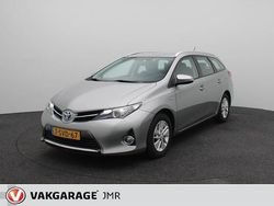 Grijs Gebruikt 2013 Toyota Auris Touring Sports Stationwagen | € 11.250 (Iets duurder)