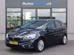 Blauw, metallic lak Gebruikt 2016 BMW 225 Executive MPV | € 15.895 (Goede deal)