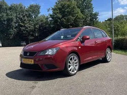 Rood Gebruikt 2014 Seat Ibiza ST Stationwagen | € 6.499 (Eerlijke prijs)