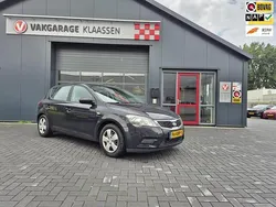 Zwart Gebruikt 2009 Kia Ceed Hatchback | € 3.450 (Eerlijke prijs)