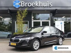 Zwart Gebruikt 2021 Skoda Octavia Business Line Hatchback | € 22.900 (Eerlijke prijs)
