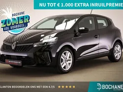 Zwart Gebruikt 2024 Renault Clio V Evolution Hatchback | € 20.045 (Eerlijke prijs)