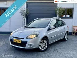 Grijs, metallic lak Gebruikt 2011 Renault Clio GrandTour Stationwagen | € 4.890 (Iets duurder)