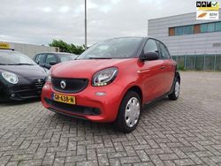 Rood Gebruikt 2015 Smart ForFour Pure Hatchback | € 4.950 (Eerlijke prijs)