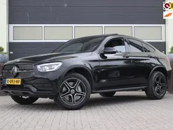 Zwart Gebruikt 2021 Mercedes GLC300 Business Coupé | € 47.400 (Goede deal)