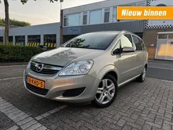 Grijs, metallic lak Gebruikt 2009 Opel Zafira Business MPV | € 2.395 (Goede deal)
