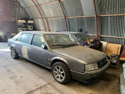 Grijs Gebruikt 1985 Renault R25 Sedan | € 2.250