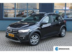 Zwart Gebruikt 2021 Dacia Sandero Comfort Hatchback | € 13.450 (Eerlijke prijs)