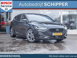 Zwart Gebruikt 2024 Ford Focus ST-Line X Hatchback | € 29.950 (Iets duurder)