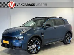 Blauw, metallic lak Gebruikt 2022 Lynk & Co 01 SUV | € 22.840 (Goede deal)