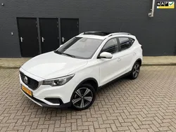 Wit Gebruikt 2019 MG ZS Luxury Sedan | € 12.999 (Eerlijke prijs)