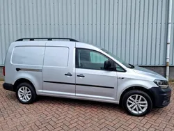 Grijs Gebruikt 2016 VW Caddy Maxi Highline MPV | € 14.950