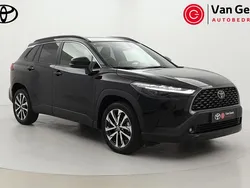 Zwart Gebruikt 2025 Toyota Corolla Cross Style SUV | € 39.499