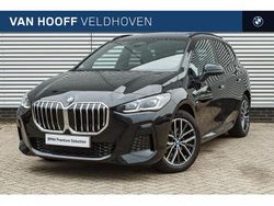 Saphirschwarz (donker zwart metallic) Gebruikt 2025 BMW 225 Active Tourer Comfort Edition MPV | € 58.837