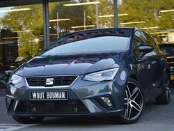 Grijs, metallic lak Gebruikt 2022 Seat Ibiza FR Hatchback | € 19.900 (Eerlijke prijs)