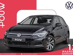 Zwart Gebruikt 2022 VW Golf VIII Style Hatchback | € 25.600 (Goede deal)