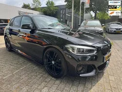 Zwart Gebruikt 2018 BMW 118 Executive Hatchback | € 19.299 (Eerlijke prijs)