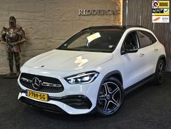 Wit Gebruikt 2020 Mercedes GLA200 Business SUV | € 32.499 (Eerlijke prijs)