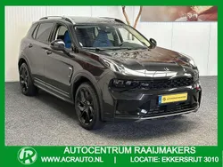 Zwart Gebruikt 2023 Lynk & Co 01 SUV | € 26.890 (Eerlijke prijs)