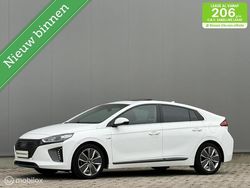 Wit Gebruikt 2017 Hyundai Ioniq Hatchback | € 11.995 (Eerlijke prijs)