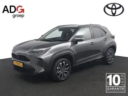 Grijs Gebruikt 2023 Toyota Yaris Cross SUV | € 26.950 (Eerlijke prijs)