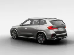 Zwart Nieuw 2025 BMW iX1 M Sport SUV | € 64.806 (Eerlijke prijs)