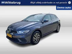 Grijs Gebruikt 2024 VW Polo Edition Hatchback | € 25.950 (Eerlijke prijs)