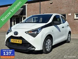 Wit Gebruikt 2020 Toyota Aygo Hatchback | € 8.349 (Goede deal)