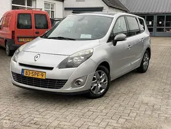 Grijs Gebruikt 2011 Renault Grand Scénic III MPV | € 2.495 (Eerlijke prijs)