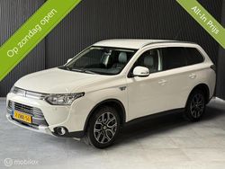 Wit Gebruikt 2015 Mitsubishi Outlander SUV | € 9.999 (Eerlijke prijs)