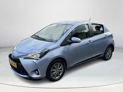 Gebruikt 2017 Toyota Yaris Hybrid Design | € 15.440 (Super prijs)