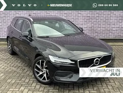 Zwart Gebruikt 2020 Volvo V60 Momentum Stationwagen | € 26.694 (Eerlijke prijs)