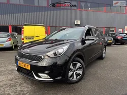 Zwart Gebruikt 2017 Kia Niro First Edition SUV | € 11.899 (Eerlijke prijs)