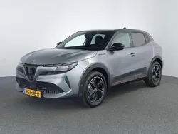 Grijs, metallic lak Gebruikt 2025 Alfa Romeo Junior Edizione Speciale SUV | € 33.750 (Goede deal)
