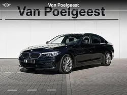 Black sapphire metallic (zwart metallic) Gebruikt 2020 BMW 520 Executive Sedan | € 29.900 (Super prijs)