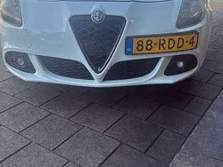 Wit Gebruikt 2011 Alfa Romeo Giulietta Distinctive Hatchback | € 4.999 (Eerlijke prijs)