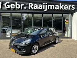 Zwart Gebruikt 2017 Renault Clio IV LIMITED Hatchback | € 7.950 (Eerlijke prijs)
