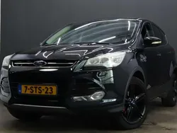 Zwart, metallic lak Gebruikt 2013 Ford Kuga Titanium SUV | € 5.945