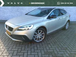 Bruin Gebruikt 2019 Volvo V40 CC Stationwagen | € 23.694 (Eerlijke prijs)