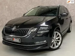 Zwart Gebruikt 2018 Skoda Octavia Business Line Stationwagen | € 9.745 (Eerlijke prijs)