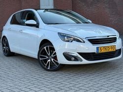 Wit Gebruikt 2014 Peugeot 308 Hatchback | € 6.995 (Goede deal)