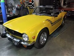 Geel Gebruikt 1976 Triumph TR6 Sedan | € 21.500