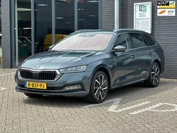 Grijs Gebruikt 2021 Skoda Octavia Business Line Stationwagen | € 18.999 (Goede deal)