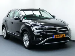 Zwart Gebruikt 2022 VW T-Roc Business+ SUV | € 29.444 (Goede deal)