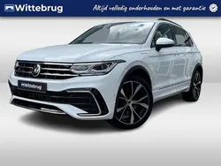 Wit Gebruikt 2021 VW Tiguan Business+ SUV | € 38.950 (Iets duurder)