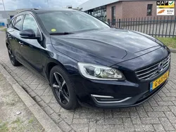 Blauw Gebruikt 2015 Volvo V60 Ocean Race Stationwagen | € 8.750 (Eerlijke prijs)